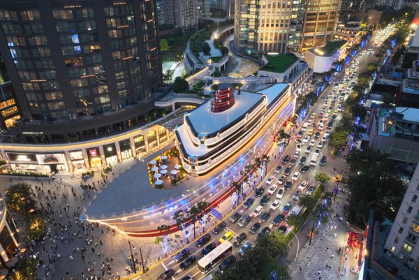 单日最高客流达17万！民众惟一的LV巨轮带来“泼天的华贵”，何如接住？